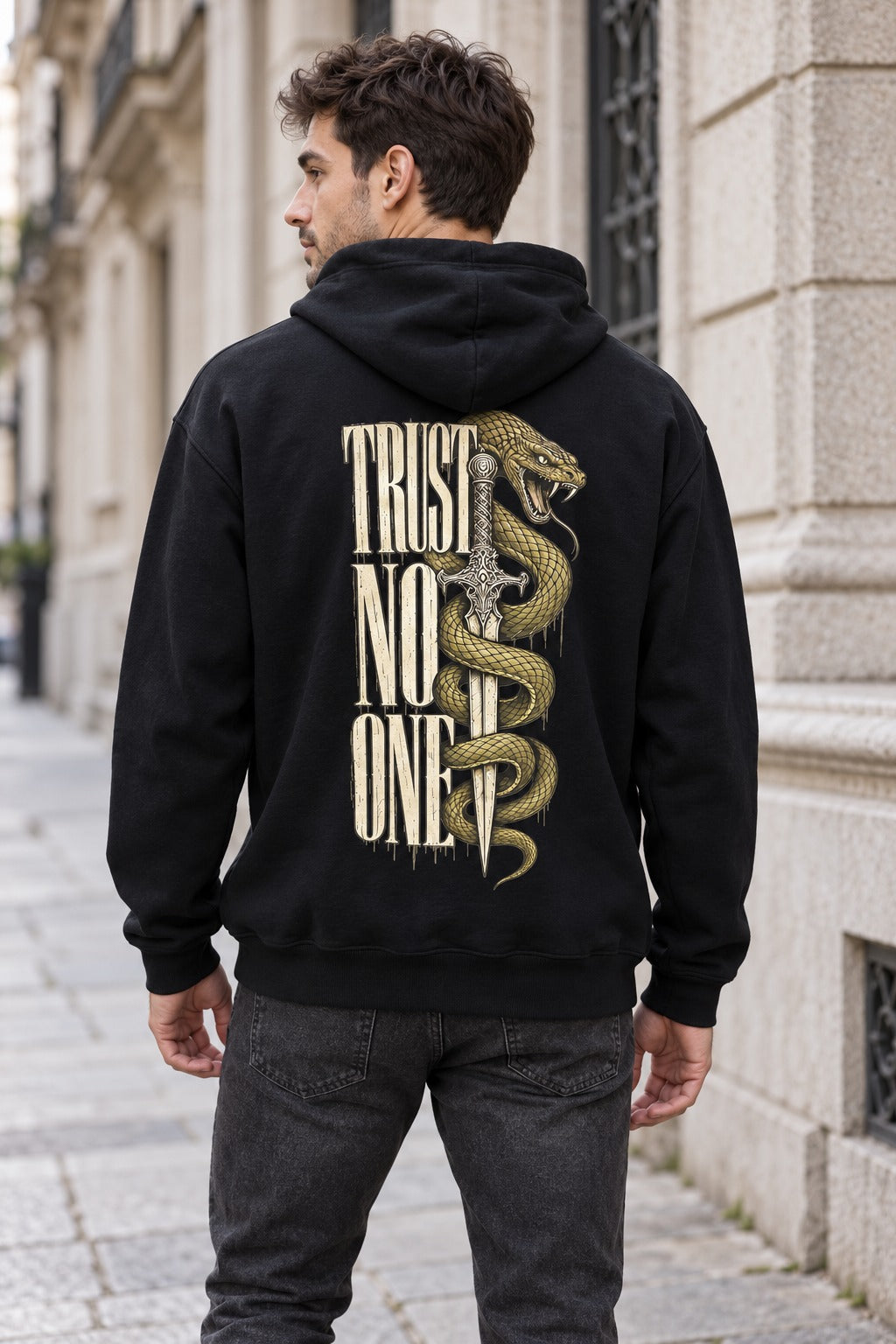 Sweat à capuche TRUST NO ONE